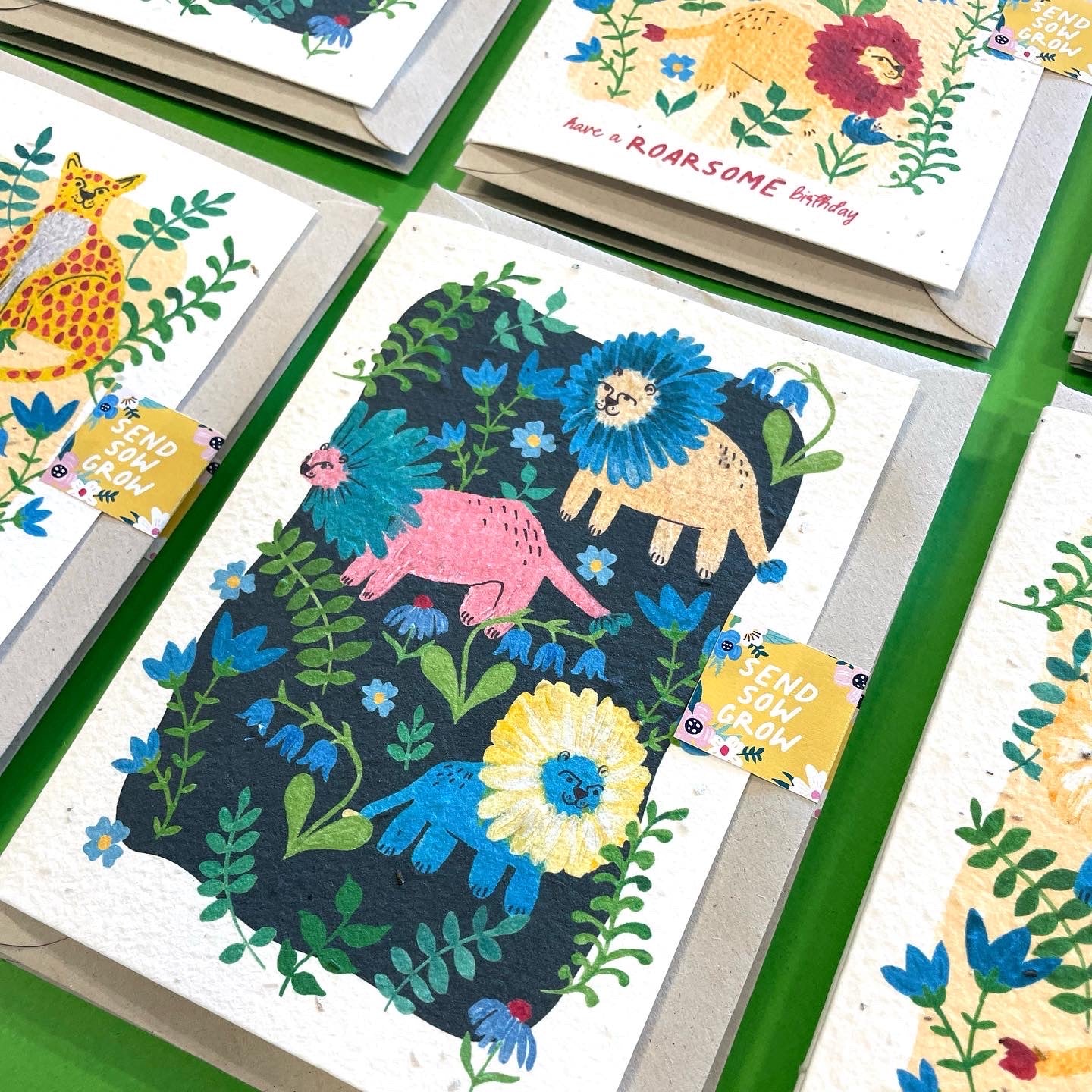 Flower Lions Plantable Card